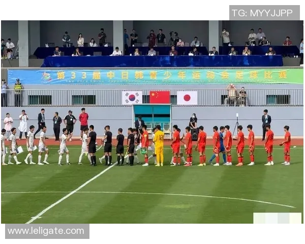 上海足球队在全国速度排行榜中荣登第七名展现出强劲实力与潜力 上海足球队在全国速度排行榜中荣登第七名展现出强劲实力与潜力