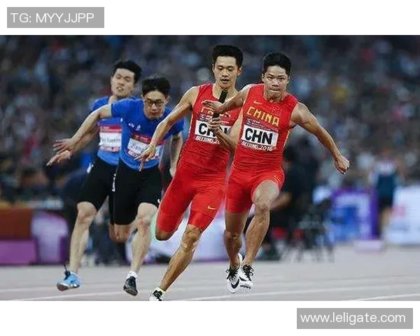 亚运会回顾：上海足球队在比赛中的战术意识与团队协作分析