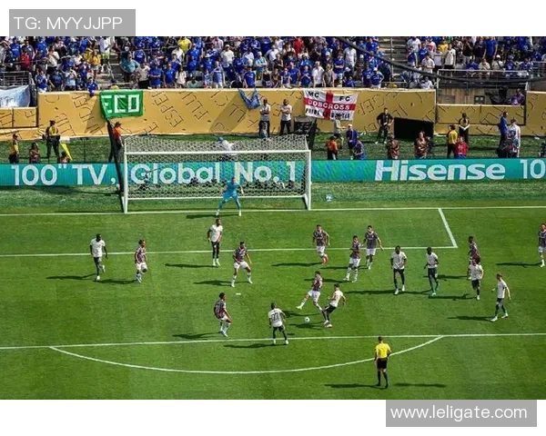 盘上足球的魅力与挑战探索这项新兴运动的未来发展与影响