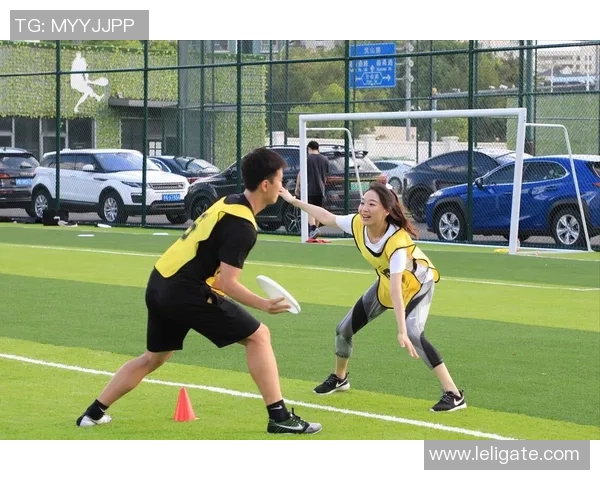 科学飞盘比赛技巧与训练方法全面解析助你提升竞技水平